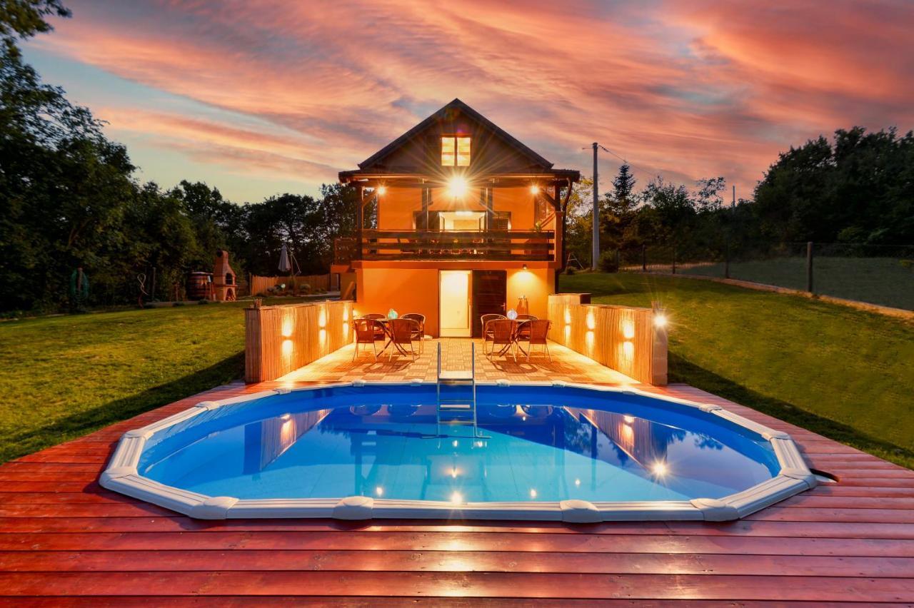 Jungle House With Private Pool And Hot Tub Villa Sveti Ivan Zelina Ngoại thất bức ảnh